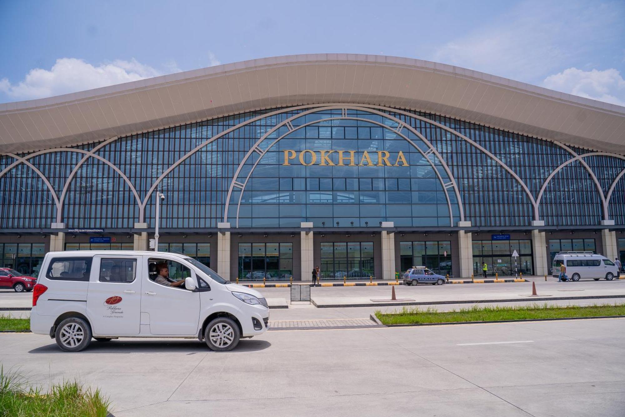 Hotel Pokhara Grande Dış mekan fotoğraf